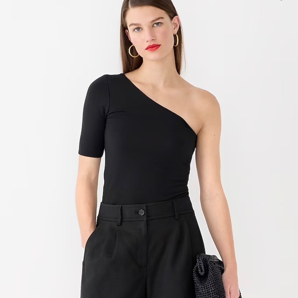 J crew black form knit one shoulder elbow T-shirt
